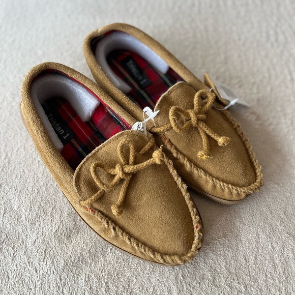 NWT Genuine Suede Moccasin Slippers 7 - Picture 3 of 14